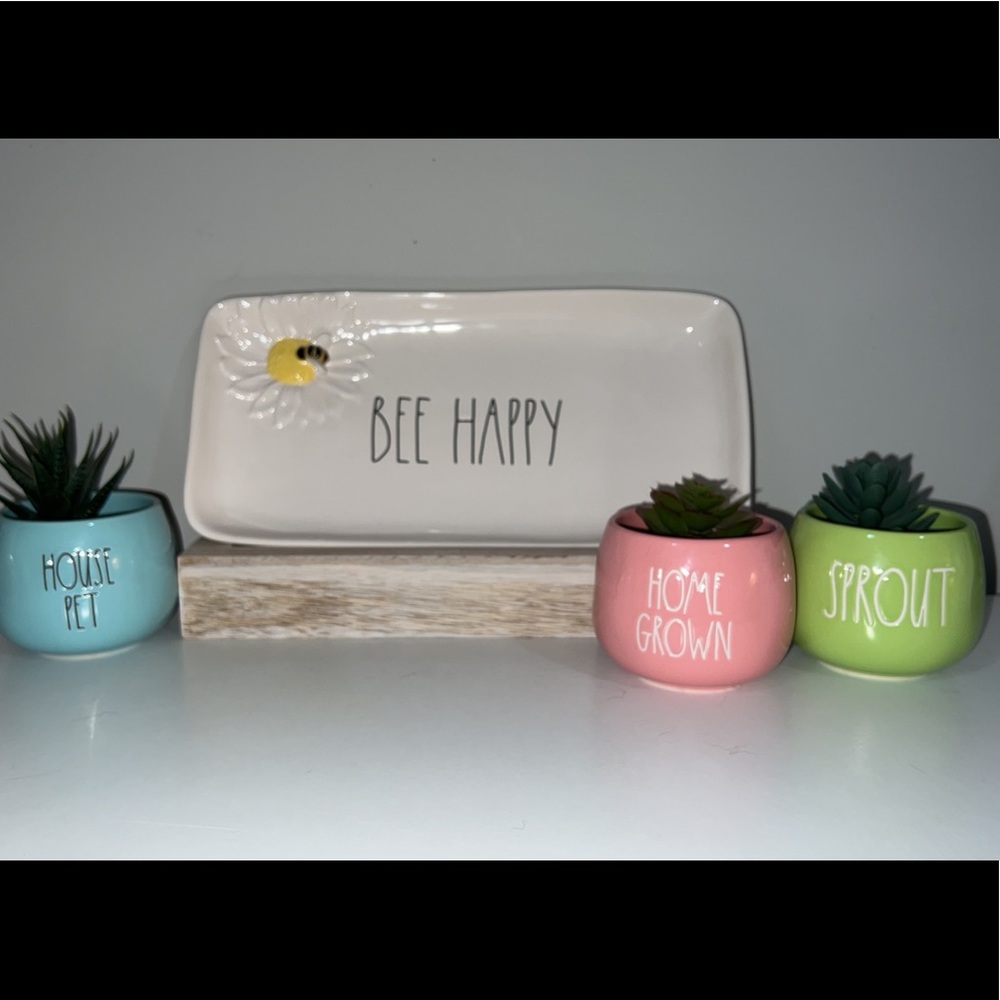 Rae Dunn “Be Happy” tray!